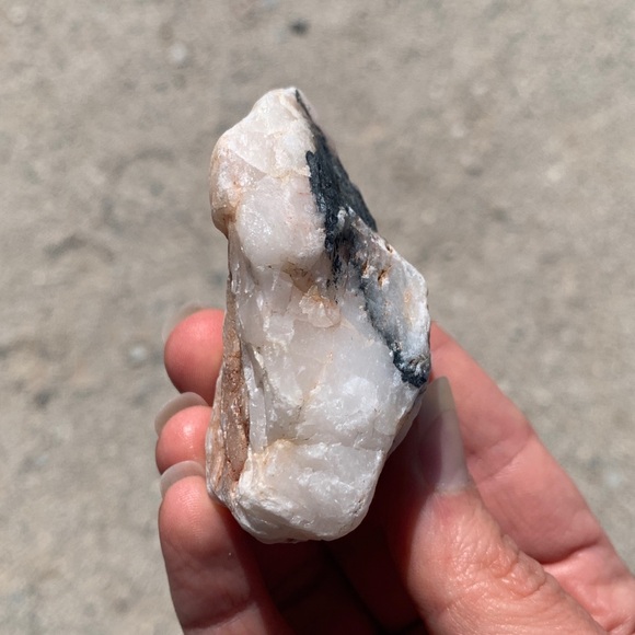 Quartz w/Hornblende • Arizona Specimens • Arizona Rocks - Picture 7 of 8